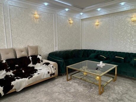 3 otaqlı mənzil, 150 m², Nizami: 550 000 ₼ 2