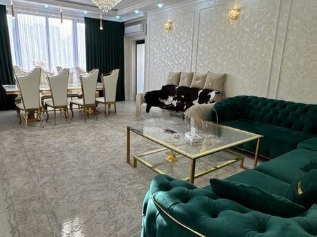 Объявление №6425242 - Баку, м. Низами, 3-комн., 150 м², 4/18 этаж