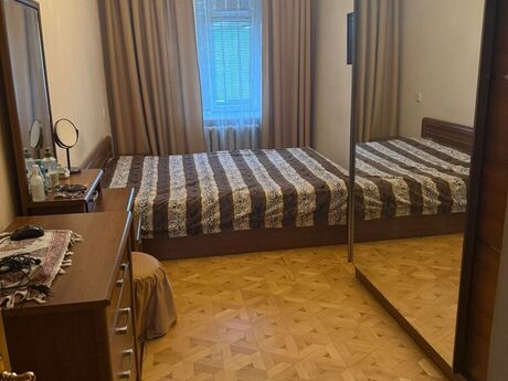 Elan №6425402 - Bakı, Elmlər Akademiyası m., 3 otaqlı, 85 m², 3/5 mərtəbə