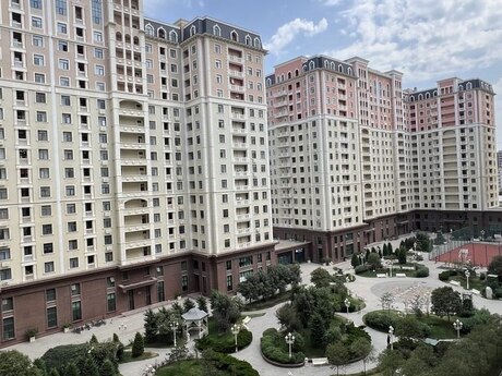 4 otaq · 205 m² · 7/18 mərtəbə, Renessans Palace