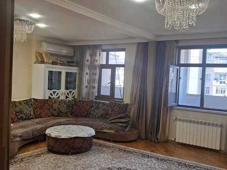 5 otaqlı mənzil, 120 m², Əhmədli: 260 000 ₼ 2