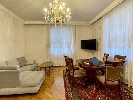 Kirayə 2 otaqlı mənzil, 76 m², Nizami: 800 ₼/ay 5