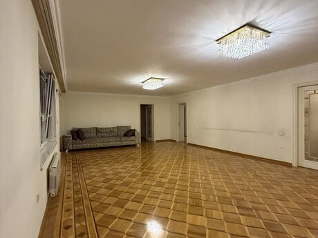 Kirayə 3 otaqlı mənzil, 175 m², Nərimanov: 1 000 ₼/ay 2