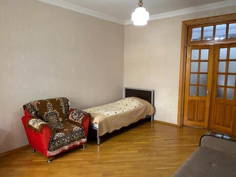 5-room apartment for rent, 140 m², Nəsimi: 1 199 ₼/mo 3