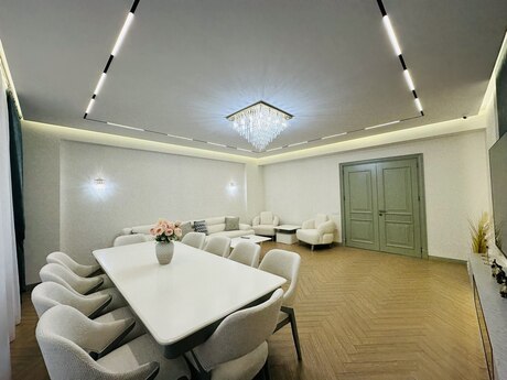 4 otaqlı mənzil, 178 m², 28 May: 780 000 ₼ 5