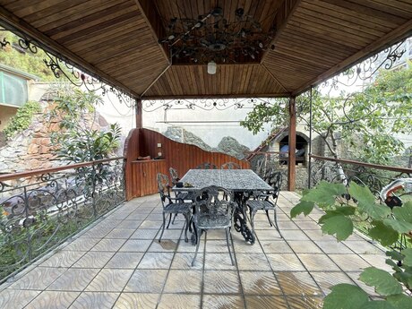 8 otaqlı həyət evi, 370 m², Bakıxanov: 500 000 ₼ 4