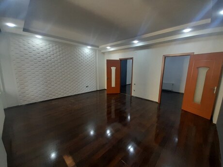 3 otaqlı mənzil, 140 m², Nizami: 399 000 ₼ 2