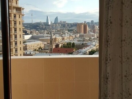 Kirayə 2 otaqlı mənzil, 65 m², 28 May: 1 300 ₼/ay 3