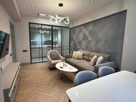 2-room apartment for rent, 70 m², Ağ şəhər: 1 600 ₼/mo 2