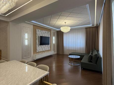 Kirayə 3 otaqlı mənzil, 160 m², Ağ şəhər: 3 000 ₼/ay 3