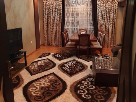 Kirayə 3 otaqlı mənzil, 130 m², Yasamal: 850 ₼/ay 2