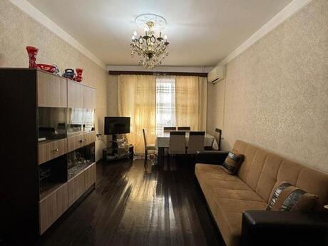Объявление №6425808 - Баку, м. Ази Асланов, 2-комн., 55 м², 2/5 этаж