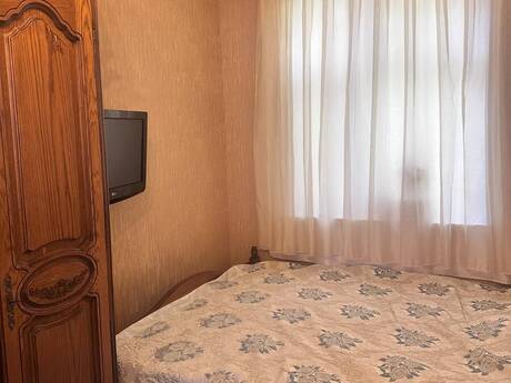 2-room apartment for rent, 60 m², 8-ci mikrorayon: 700 ₼/mo 3
