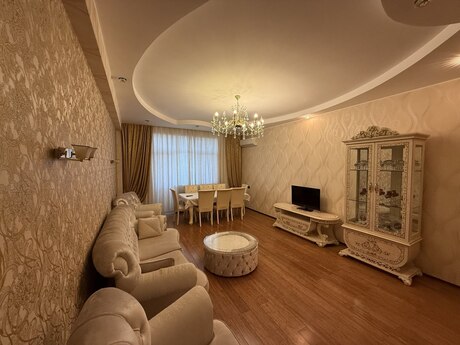 Kirayə 3 otaqlı mənzil, 150 m², Elmlər Akademiyası: 1 349 ₼/ay 2