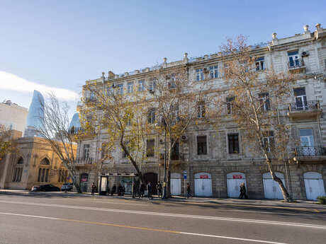 Elan №6425874 - Bakı, İçəri Şəhər m., 3 otaqlı, 127.1 m², 3/6 mərtəbə