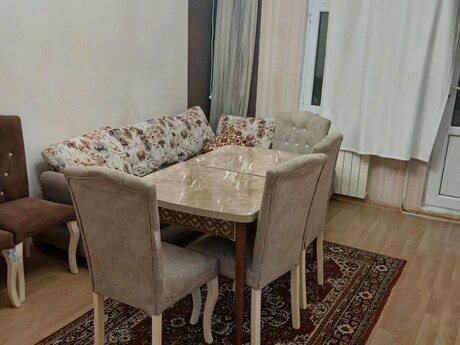 3 rooms · 70 m² · floor 5/5, Nəsimi