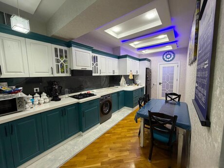 Kirayə 4 otaqlı mənzil, 150 m², Həzi Aslanov: 1 350 ₼/ay 4