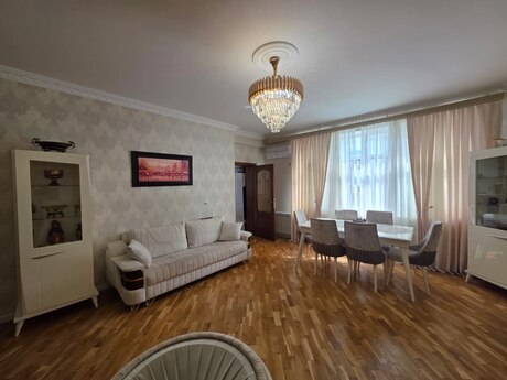 2 otaqlı mənzil, 68 m², Həzi Aslanov: 181 000 ₼ 2