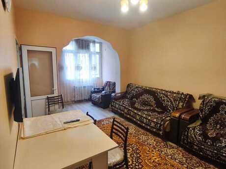 Объявление №6426010 - Баку, м. 20 января, 2-комн., 65 м², 4/5 этаж
