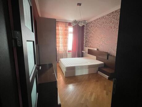 Kirayə 3 otaqlı mənzil, 130 m², Azadlıq Prospekti: 1 000 ₼/ay 5