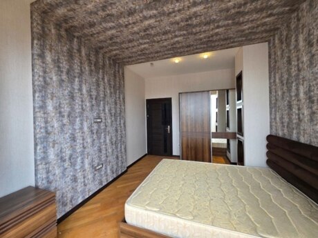 2 otaqlı mənzil, 72 m², Həzi Aslanov: 165 000 ₼ 2