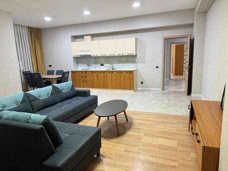 Kirayə 4 otaqlı mənzil, 150 m², Gənclik: 1 300 ₼/ay 4