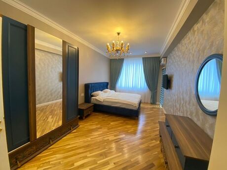 Kirayə 4 otaqlı mənzil, 185 m², 28 May: 3 000 ₼/ay 4