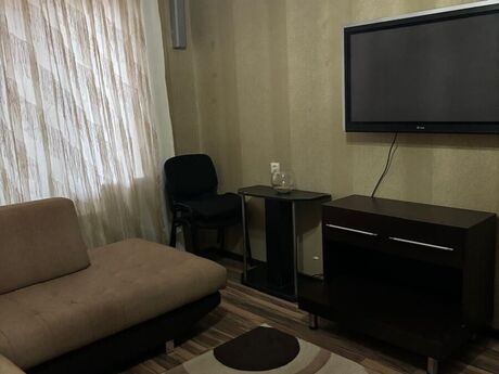 3-room apartment for rent, 90 m², Köhnə Günəşli: 550 ₼/mo 2