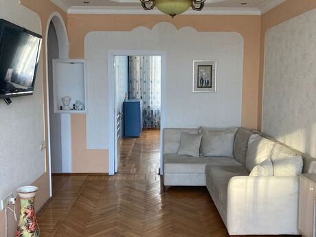 3 otaqlı mənzil, 80 m², 28 May: 235 000 ₼ 4