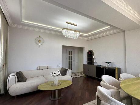 Yeni Yasamalda 2 otaqlı yeni tikili mənzil satılır, 85 m², 215 000 AZN, şəkil 4 / 12