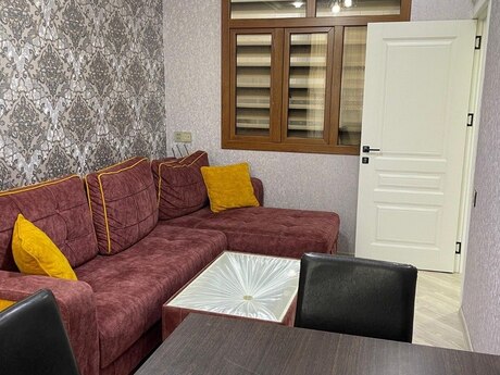 2-room apartment for rent, 65 m², Memar Əcəmi: 700 ₼/mo 2