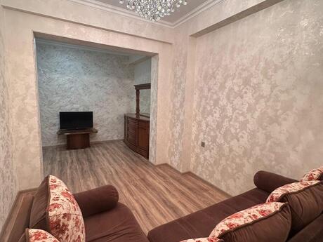 Kirayə 2 otaqlı mənzil, 80 m², Qara Qarayev: 1 000 ₼/ay 3