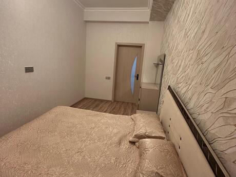 Kirayə 2 otaqlı mənzil, 80 m², Qara Qarayev: 1 000 ₼/ay 5