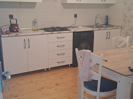 5 otaqlı həyət evi, 205 m², Zabrat: 130 000 ₼ 2