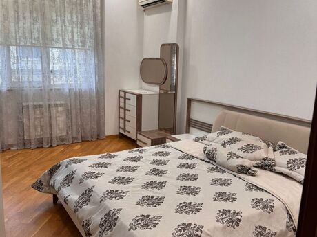 Kirayə 2 otaqlı mənzil, 80 m², Şah İsmayıl Xətai: 1 200 ₼/ay 5