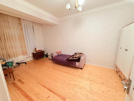 Kirayə 4 otaqlı mənzil, 130 m², Nəriman Nərimanov: 1 100 ₼/ay 4