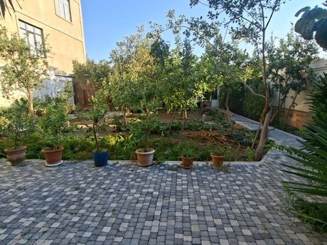 10 otaqlı həyət evi, 360 m², Əhmədli: 980 000 ₼ 2