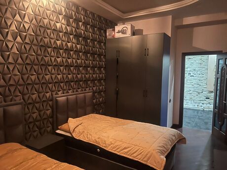 4 otaqlı mənzil, 205 m², 28 May: 530 000 ₼ 4