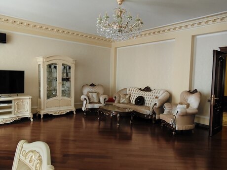 Kirayə 3 otaqlı mənzil, 150 m², Nərimanov: 1 500 ₼/ay 2