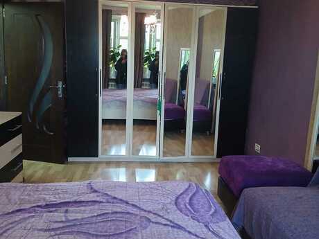 3-комнатная квартира, 70 м², 8-ci mikrorayon: 185 000 ₼ 5