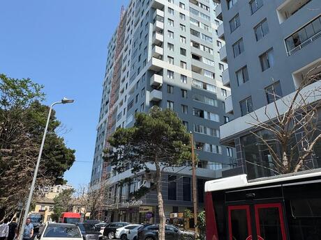 2 otaq · 70 m² · 18/19 mərtəbə, Badamdar