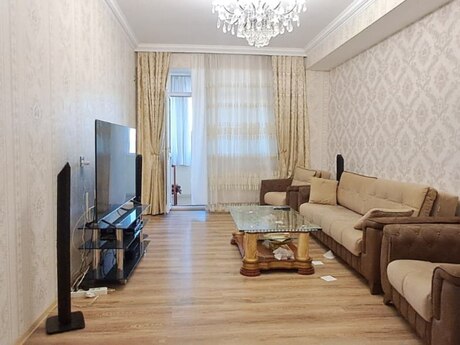 3 otaqlı mənzil, 115 m², Bakıxanov: 249 000 ₼ 3
