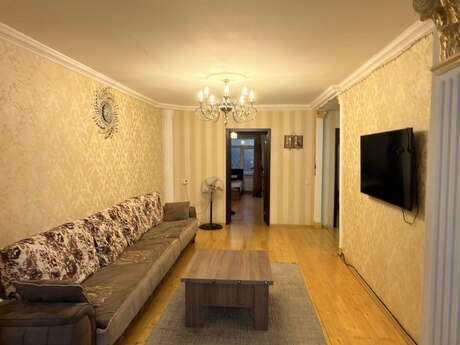 3 otaqlı mənzil, 90 m², İnşaatçılar: 250 000 ₼ 4