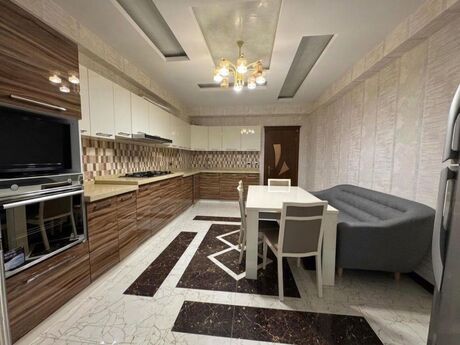 Elan №6426547 - Bakı, Nərimanov r., 4 otaqlı, 240 m², 11/21 mərtəbə