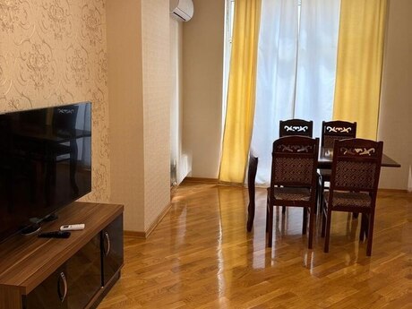 Kirayə 2 otaqlı mənzil, 65 m², Elmlər Akademiyası: 650 ₼/ay 2