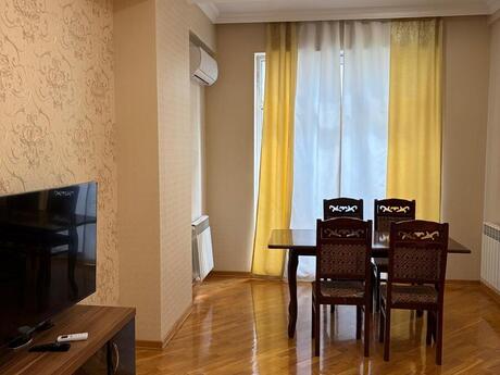 Elan №6426574 - Bakı, Elmlər Akademiyası m., 2 otaqlı, 65 m², 11/17 mərtəbə