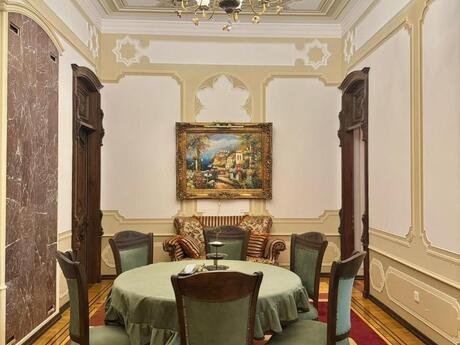 Kirayə 3 otaqlı mənzil, 231 m², Sahil: 3 500 ₼/ay 4