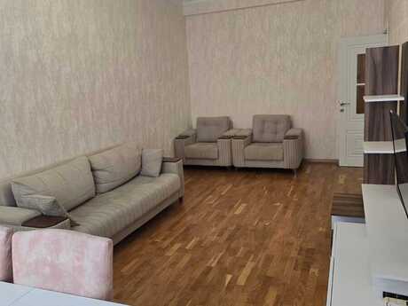 Kirayə 2 otaqlı mənzil, 86 m², İnşaatçılar: 799 ₼/ay 4