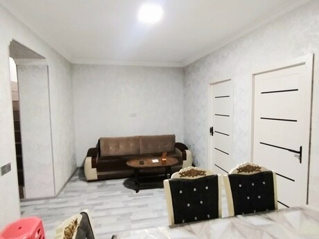 6 otaqlı həyət evi, 130 m², Biləcəri: 69 000 ₼ 2
