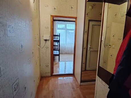 2-room apartment for rent, 55 m², Binəqədi: 300 ₼/mo 2